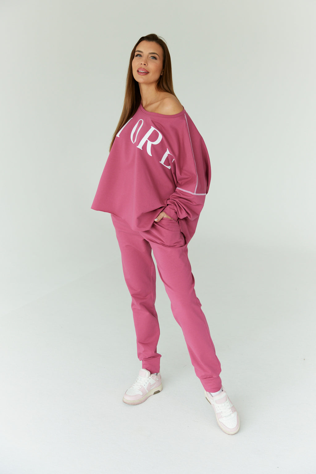 AMORE mályva melegítő