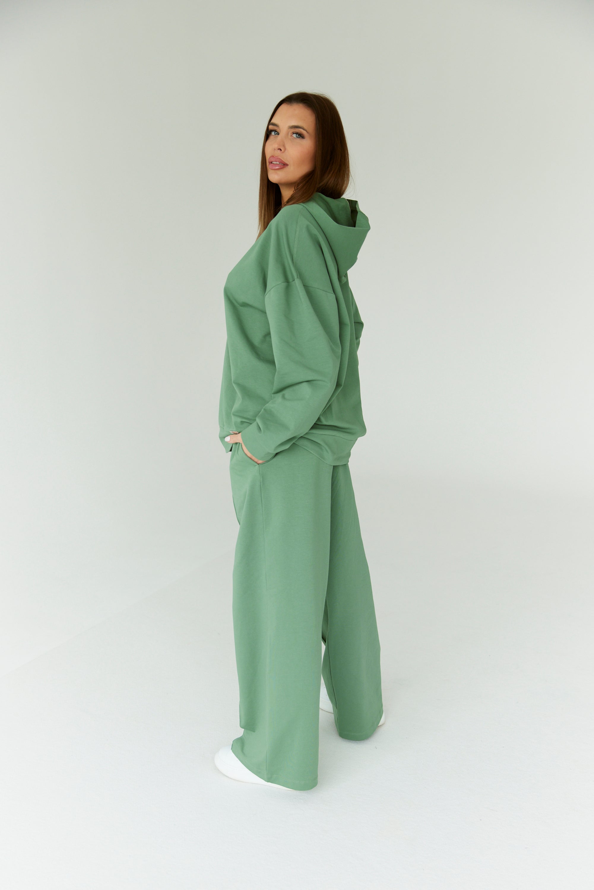 URBAN GRACE zöld melegítő